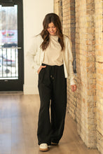 Load image into Gallery viewer, Mason White Button Up Cardigan / Cárdigan Blanco Mason con Botones